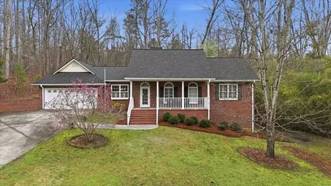 16 Webb Dr SW, Cartersville, GA 30120