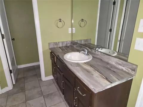 Bath - 141 Mcrae St, Atmore, AL 36502 photo 3 of 4