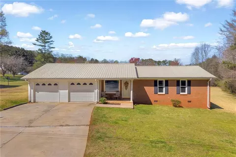 586 Eastanollee Byp, Eastanollee, GA 30538