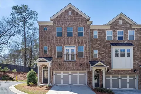 2045 Atz Cv, Atlanta, GA 30341