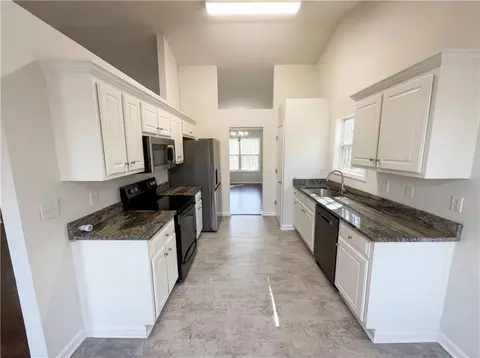 50 Cranbrook Ct, Covington, GA 30016 photo 2