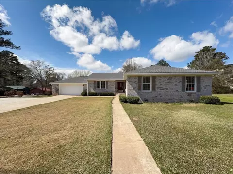 428 Macon St, Lagrange, GA 30241