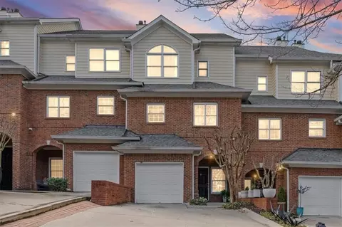 1200 Wing St #8, Sandy Springs, GA 30350