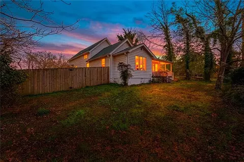 Exterior - 314 Holley St, Demorest, GA 30535 photo 2 of 13