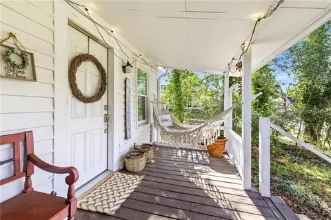 Exterior - 314 Holley St, Demorest, GA 30535 photo 5 of 13