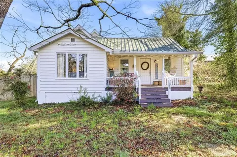 Exterior - 314 Holley St, Demorest, GA 30535 photo 12 of 13