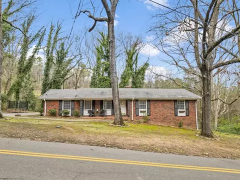 206 Hammond Dr, Summerville, GA 30747