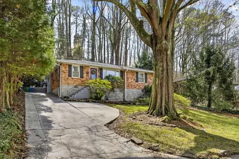 908 Scott Cir, Decatur, GA 30033