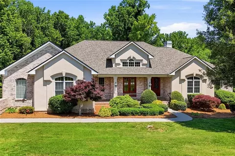 3930 Fouts Dr, Cumming, GA 30028
