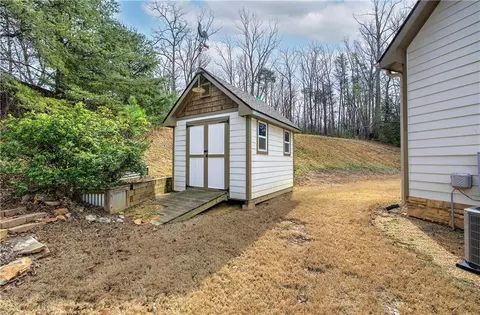 Exterior - 16 Thunder Hawk Ln NE, Rydal, GA 30171 photo 6 of 8