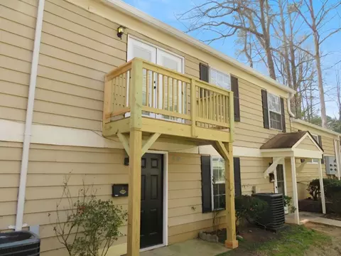 1336 Surrey Ln SW, Marietta, GA 30008