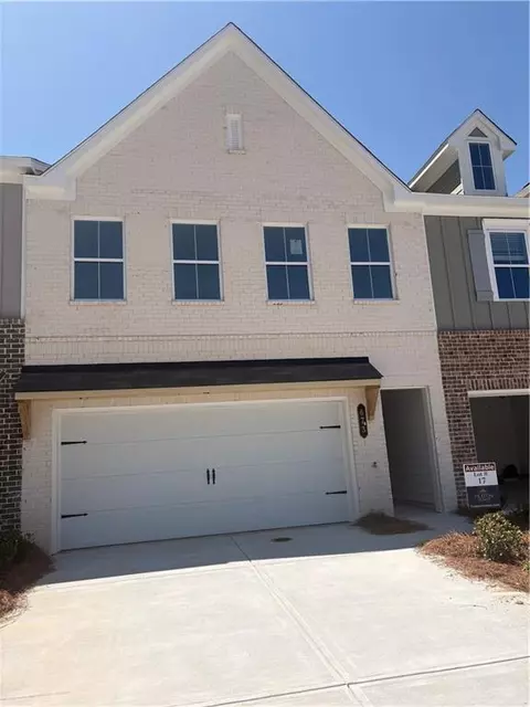 673 Sunstone Ln, Lawrenceville, GA 30043