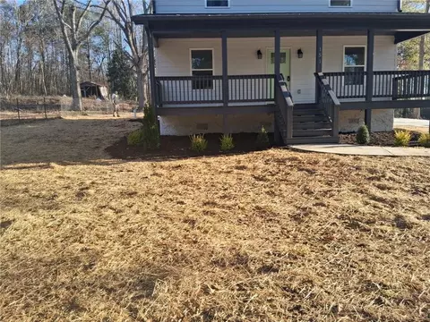 151 Richardson St, Toccoa, GA 30577 photo 3