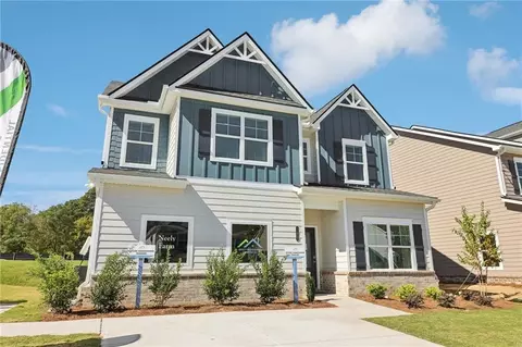 3716 Heron Creek Ct, Loganville, GA 30052