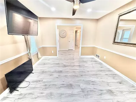 Living - 3712 Skyline Pl, Rex, GA 30273 photo 3 of 8