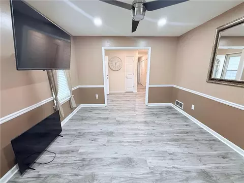 Living - 3712 Skyline Pl, Rex, GA 30273 photo 2 of 8