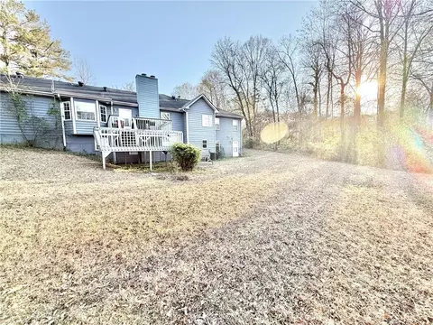 Exterior - 3712 Skyline Pl, Rex, GA 30273 photo 7 of 7