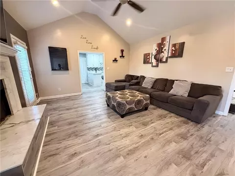 Living - 3712 Skyline Pl, Rex, GA 30273 photo 6 of 8