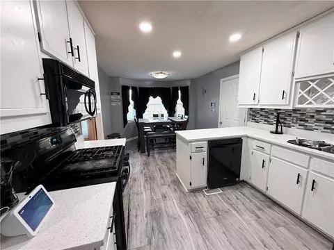 Kitchen - 3712 Skyline Pl, Rex, GA 30273 photo 2 of 6