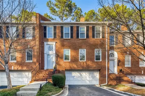 3833 Savannah Sq E, Atlanta, GA 30340