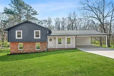 1460 Winchester Trl, Riverdale, GA 30296
