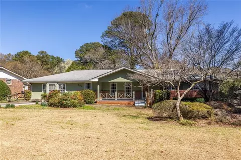 184 Kenvilla Dr, Tucker, GA 30084