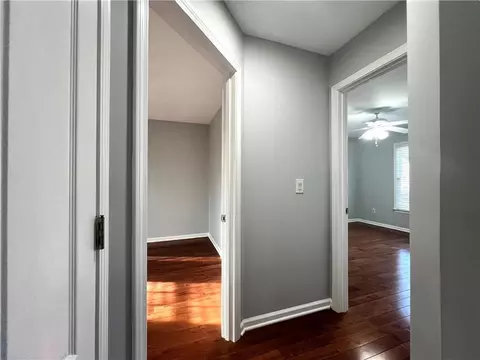 Entry Way - 3875 Stonebriar Ct, Duluth, GA 30097 photo 10 of 11