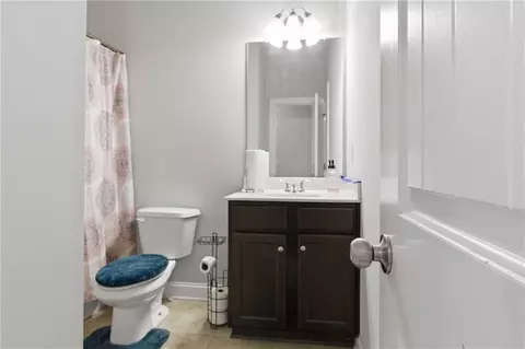 Entry Way - 604 Augusta Dr, Fairburn, GA 30213 photo 8 of 21