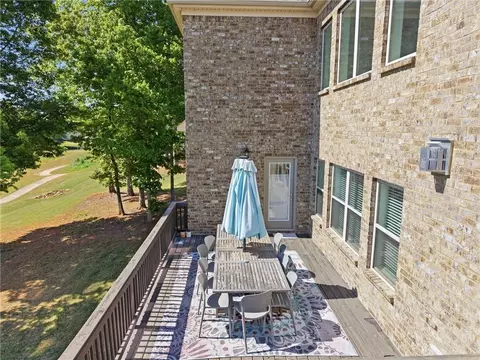 Exterior - 604 Augusta Dr, Fairburn, GA 30213 photo 9 of 9