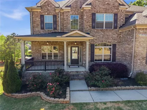 Exterior - 604 Augusta Dr, Fairburn, GA 30213 photo 3 of 9