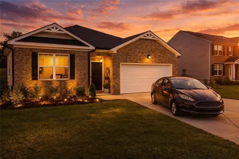 120 Montgomery Dr, Stockbridge, GA 30281