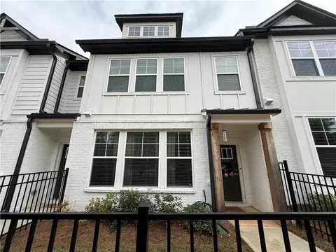 3274 Enfield Ct, Tucker, GA 30084