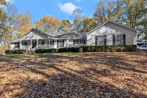 305 Mountain Brook Rd, Dawsonville, GA 30534