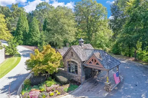 1012 Bear Paw Rdg, Dahlonega, GA 30533