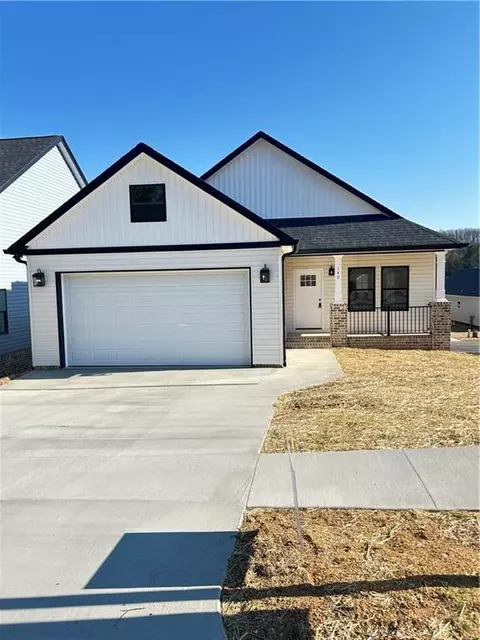 140 Washington St, Dalton, GA 30721