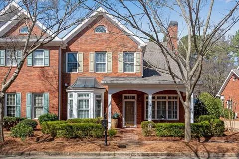 8310 Parker Pl, Roswell, GA 30076