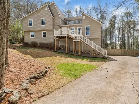 437 Sweetgum Dr, Woodstock, GA 30188