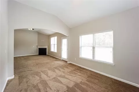Living - 3217 Alhambra Cir, Hampton, GA 30228 photo 3 of 4