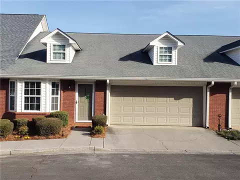 108 Millers Ln, Calhoun, GA 30701