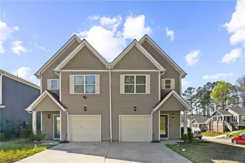 460 Village Creek Dr #B, Atlanta, GA 30354