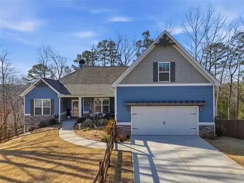 218 Highland Pointe Dr, Ellijay, GA 30536
