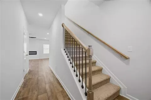 Entry Way - 305 Rusty Plow Ln, Perry, GA 31069 photo 4 of 5