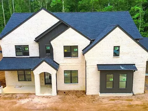 1560 Ewing Chapel Rd, Dacula, GA 30019
