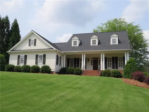 39 Summerwind Dr, Cedartown, GA 30125