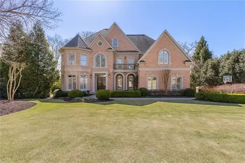 320 Falls Point Trl, Johns Creek, GA 30022
