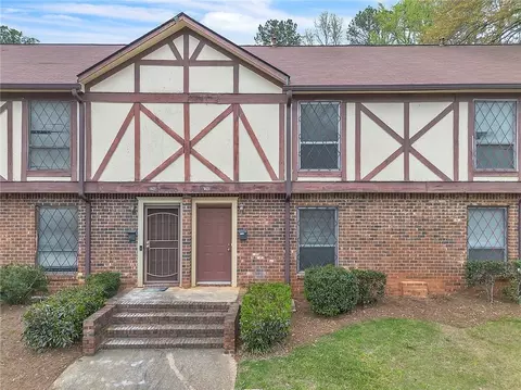 3236 Abbeywood Dr, Decatur, GA 30034