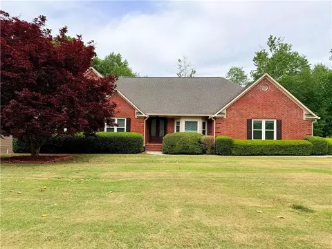 1975 Wynfield Point Dr, Buford, GA 30519