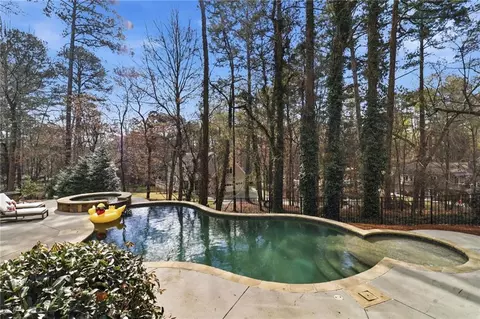 3614 Summit Oaks Dr NE, Roswell, GA 30075