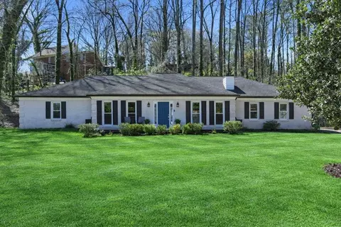 648 Dogwood Dr, Lawrenceville, GA 30046