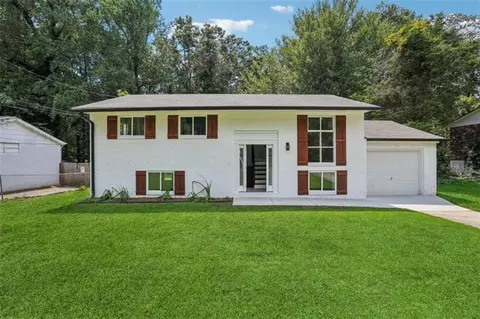 1349 Heather Cir, Riverdale, GA 30296